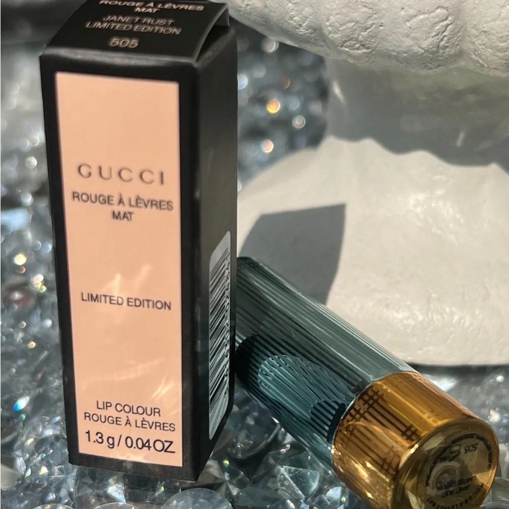 Gucci unique lipstick